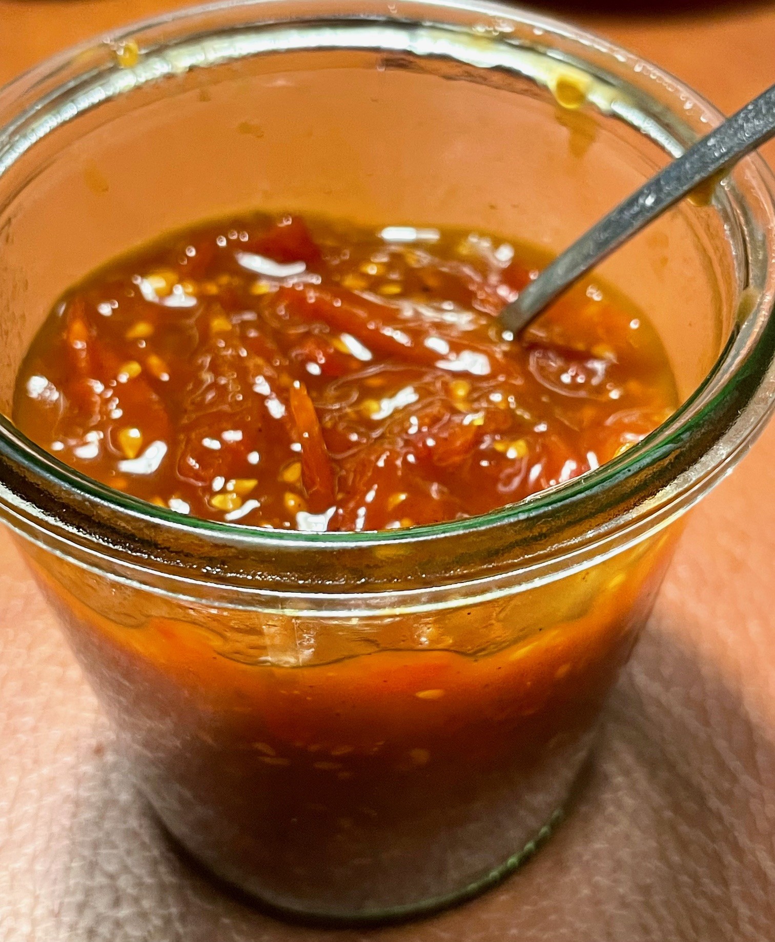 Opskrift på tomatmarmelade til salt og sødt